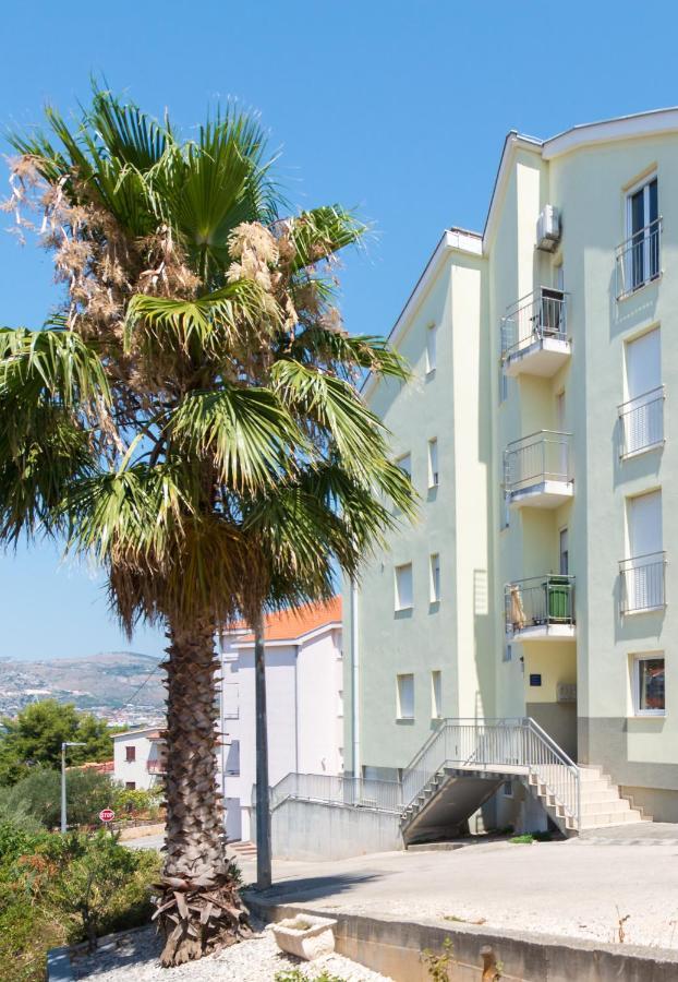Apartment Marina Trogir Luaran gambar