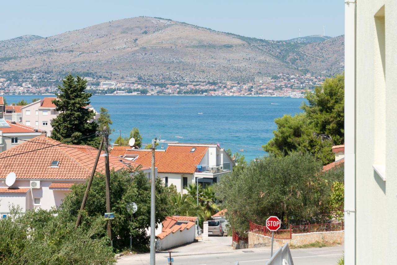 Apartment Marina Trogir Luaran gambar