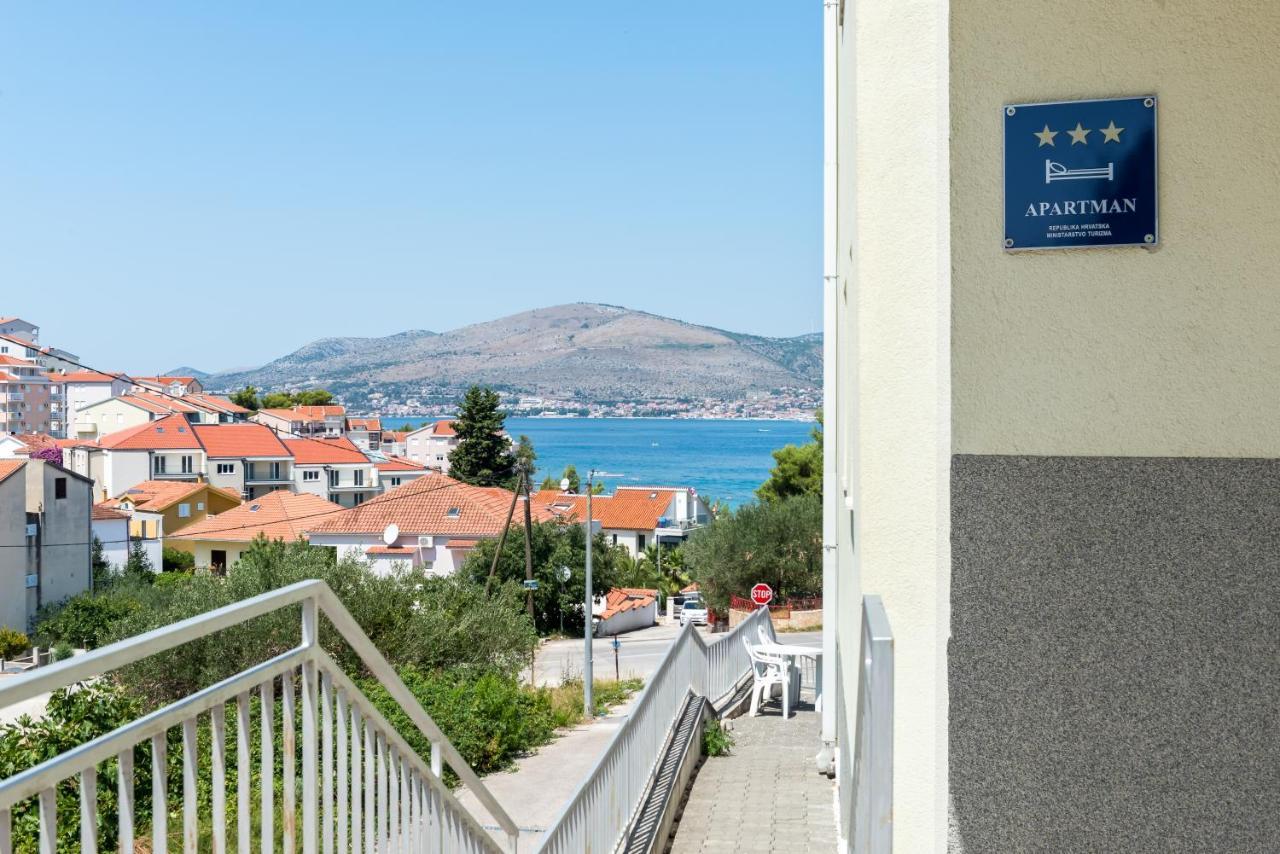 Apartment Marina Trogir Luaran gambar