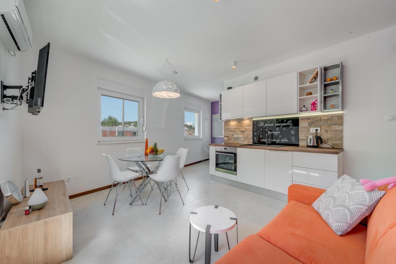 Apartment Marina Trogir Luaran gambar